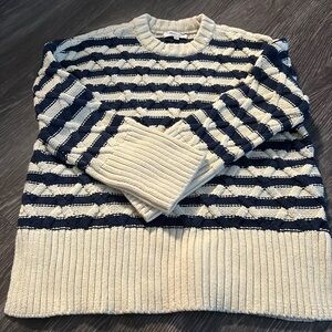 Madewell navy and cream pullover sweater in a XS